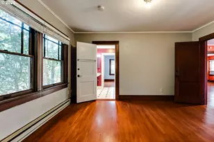 1150 W 11th Ave, Eugene, OR 97402 - Photo 8