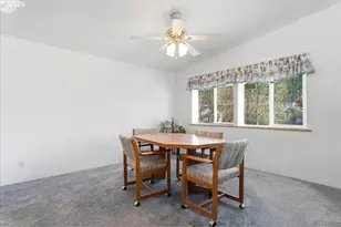 341 S 9th St, Kalama, WA 98625 - Photo 10