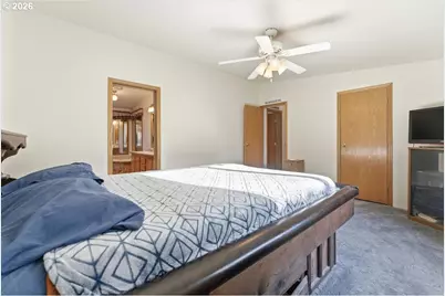 341 S 9th St, Kalama, WA 98625 - Photo 26