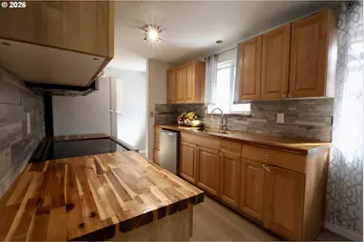 567 53rd Pl, Springfield, OR 97478 - Photo 6