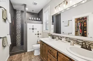 158 Zephyr Dr, Silver Lake, WA 98645 - Photo 4