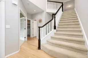 2011 NW New Hope Ct, Portland, OR 97229 - Photo 4