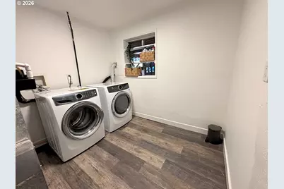 1527 NE La Mesa Pl, Gresham, OR 97030 - Photo 30