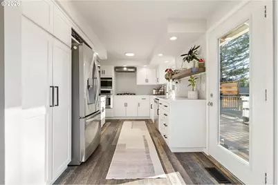 1527 NE La Mesa Pl, Gresham, OR 97030 - Photo 10