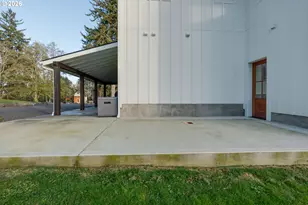 101 SW Juniper Ave, Warrenton, OR 97146 - Photo 34