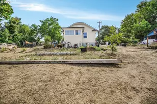 122 Rock St, Silverton, OR 97381 - Photo 18