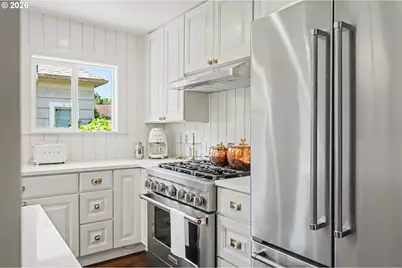 4845 NE 10th Ave, Portland, OR 97211 - Photo 12