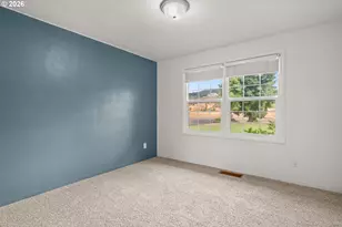 39200 Camp Creek Rd, Springfield, OR 97478 - Photo 16