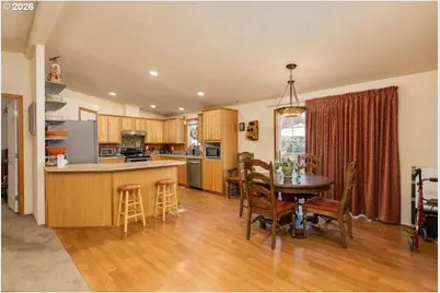 20944 NE Brentwood Ct, Donald, OR 97020 - Photo 8