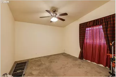 20944 NE Brentwood Ct, Donald, OR 97020 - Photo 18