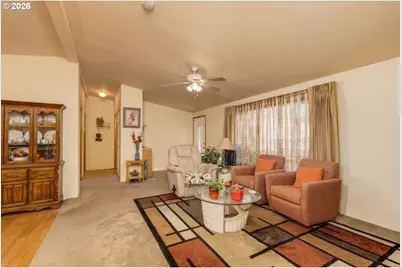 20944 NE Brentwood Ct, Donald, OR 97020 - Photo 6