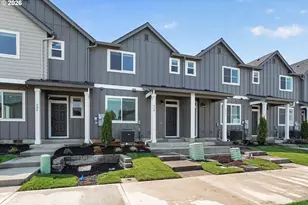 521 Upland Ave, Woodburn, OR 97071 - Photo 1