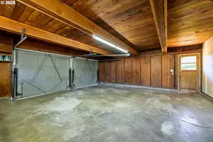 1632 Larkspur Loop, Eugene, OR 97401 - Photo 36