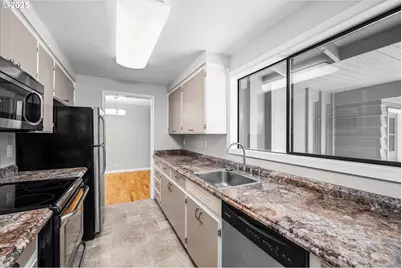 1632 Larkspur Loop, Eugene, OR 97401 - Photo 6