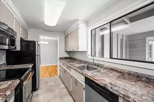 1632 Larkspur Loop, Eugene, OR 97401 - Photo 6