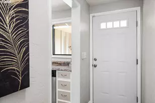 1632 Larkspur Loop, Eugene, OR 97401 - Photo 4