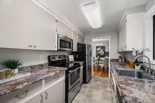 1632 Larkspur Loop, Eugene, OR 97401 - Photo 6