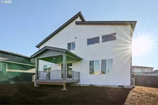 1393 N Kalani Loop, Ridgefield, WA 98642 - Photo 34