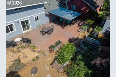 804 NE Providence Dr, Bend, OR 97701 - Photo 48