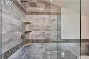 804 NE Providence Dr, Bend, OR 97701 - Photo 30