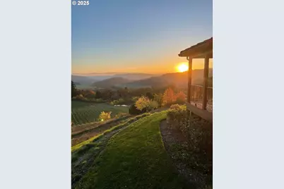 10660 SW Youngberg Hill Rd, McMinnville, OR 97128 - Photo 34