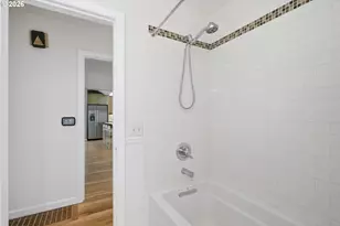 7636 SW Capitol Hill Rd, Portland, OR 97219 - Photo 24
