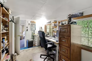 684 Bear Creek Rd, Cottage Grove, OR 97424 - Photo 36