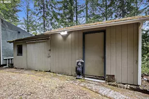 684 Bear Creek Rd, Cottage Grove, OR 97424 - Photo 42