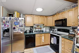 684 Bear Creek Rd, Cottage Grove, OR 97424 - Photo 20