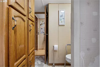 684 Bear Creek Rd, Cottage Grove, OR 97424 - Photo 34