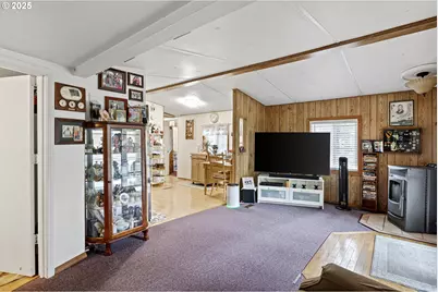 684 Bear Creek Rd, Cottage Grove, OR 97424 - Photo 14