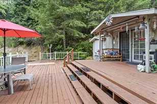 684 Bear Creek Rd, Cottage Grove, OR 97424 - Photo 8