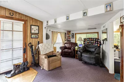 684 Bear Creek Rd, Cottage Grove, OR 97424 - Photo 16