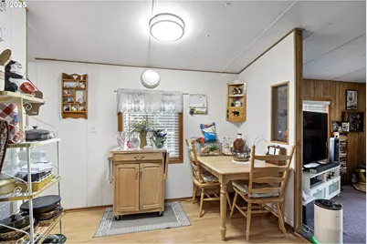 684 Bear Creek Rd, Cottage Grove, OR 97424 - Photo 22