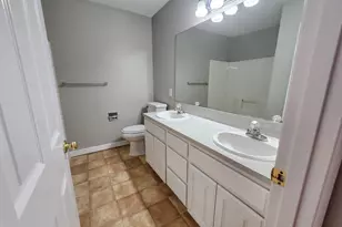 28501 SW Meadows Loop, Wilsonville, OR 97070 - Photo 34