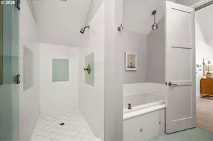 4260 SW Council Crest Dr, Portland, OR 97239 - Photo 28