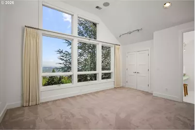 4260 SW Council Crest Dr, Portland, OR 97239 - Photo 32