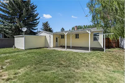 2402 NE 3rd St, Prineville, OR 97754 - Photo 22