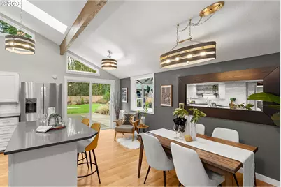 7355 SW Delaware Cir, Tualatin, OR 97062 - Photo 8