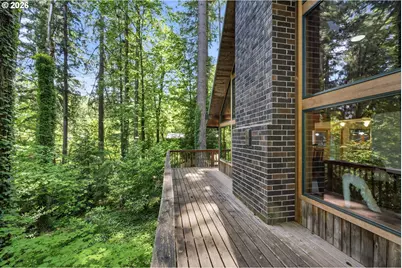 8122 SW 54th Ave, Portland, OR 97219 - Photo 32