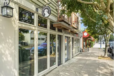 1620 NE Broadway St #232, Portland, OR 97232 - Photo 32