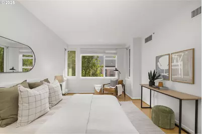 1620 NE Broadway St #232, Portland, OR 97232 - Photo 16