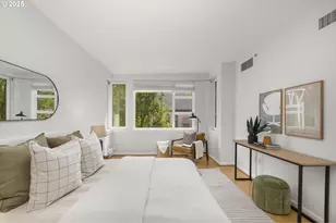 1620 NE Broadway St, Portland, OR 97232 - Photo 16