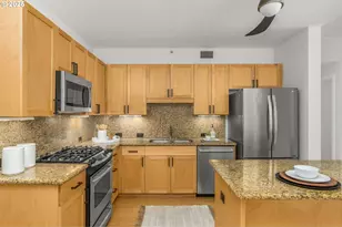 1620 NE Broadway St, Portland, OR 97232 - Photo 6