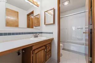 21171 SW Dana Ct, Beaverton, OR 97003 - Photo 32