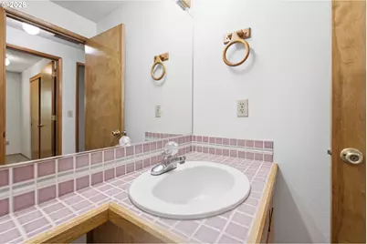 21171 SW Dana Ct, Beaverton, OR 97003 - Photo 28