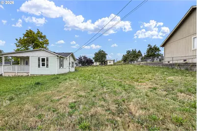 71 SE Ronald St, Winston, OR 97496 - Photo 26