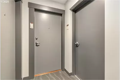 1500 SW 11th Ave #205, Portland, OR 97201 - Photo 6