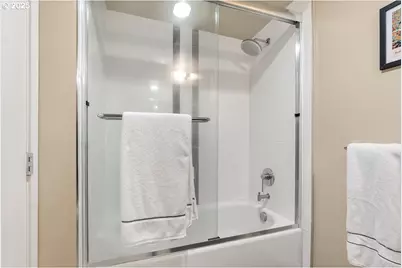 1500 SW 11th Ave #205, Portland, OR 97201 - Photo 20