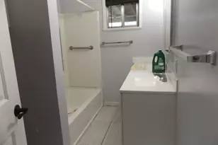 324 W Berdine St, Roseburg, OR 97471 - Photo 8